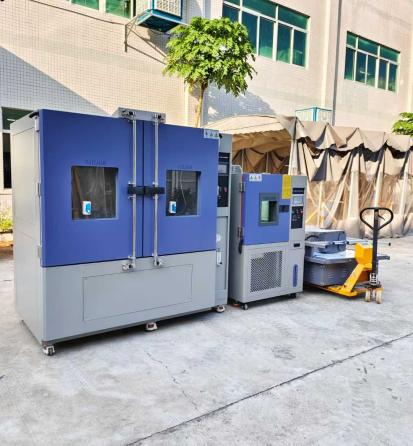 小型恒溫恒濕試驗(yàn)箱發(fā)貨哈爾濱客戶公司